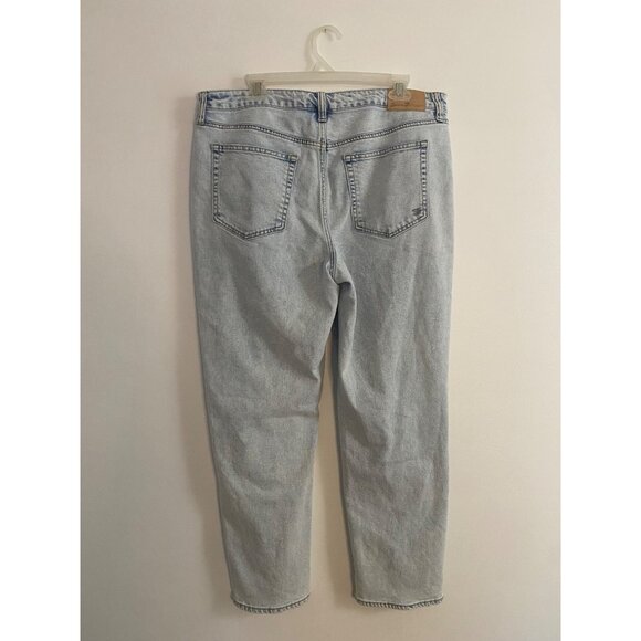 Seven7 Light Wash Women’s Straight Leg Slim Jeans Size 14 - Picture 2 of 6